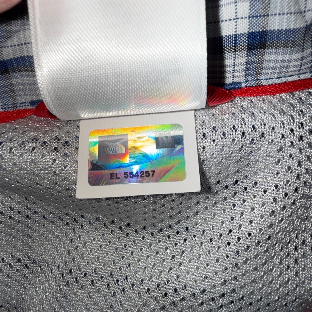The North Face Men’s Plaid Long Sleeve Shirt XL Hidden Zip Pocket, Performance - Picture 10 of 11